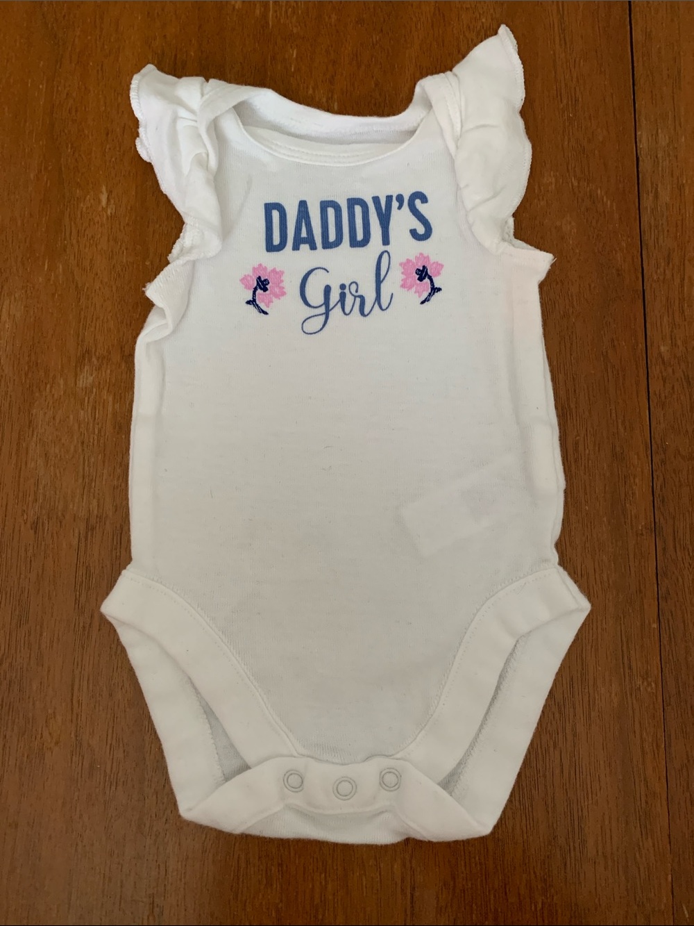 😊FREE😊 Daddy's Girl White Ruffle Sleeve Baby One-Piece